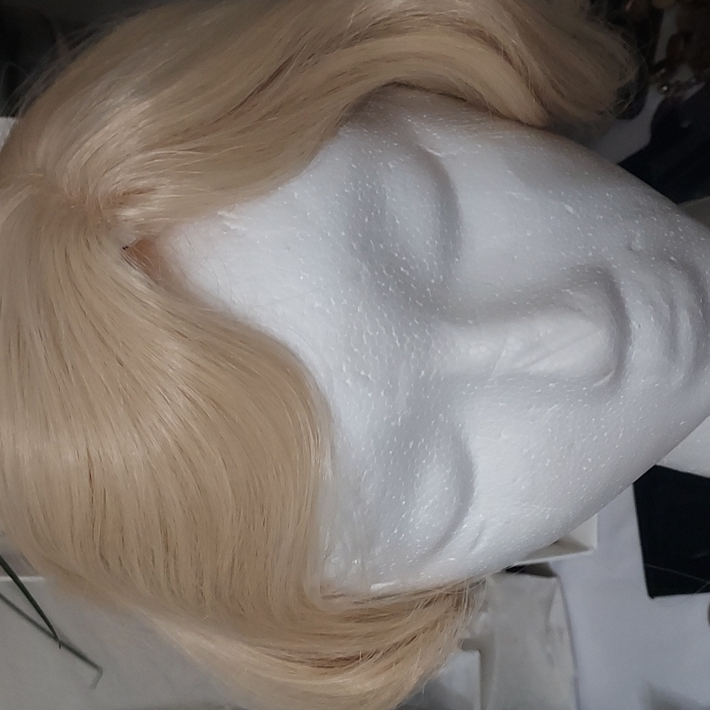 Hair topper